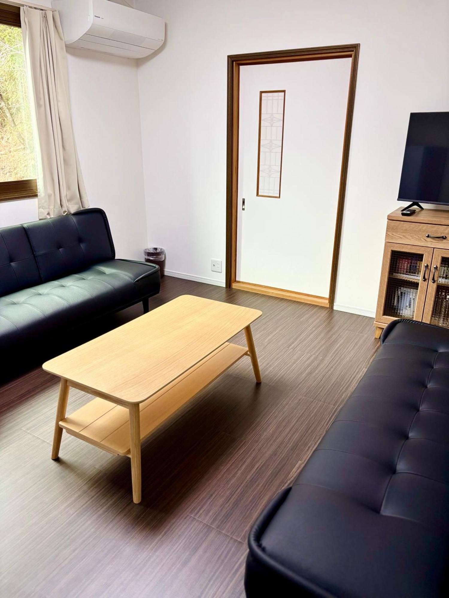 Koyasan Guest House Tommy Esterno foto